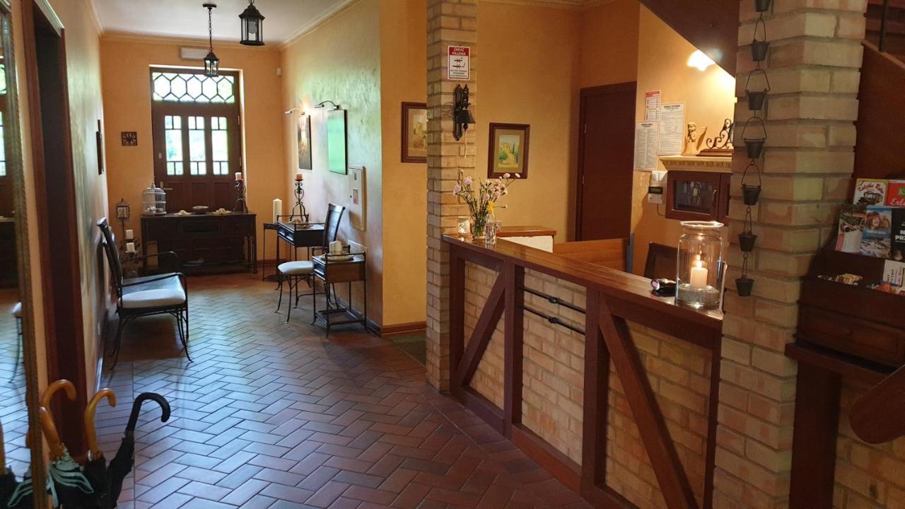 Villa Toskana Погожеліца Екстер'єр фото